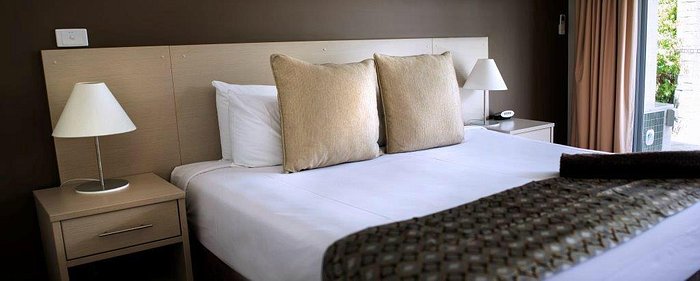 Airport Harbour View Motel 